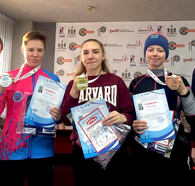 Якутская биатлонистка Регина Петрова завоевала «золото» Всероссийских соревнований.