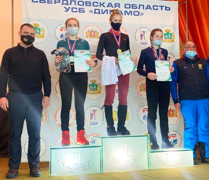 Регина Петрова – серебряный призёр всероссийских соревнований по биатлону в Екатеринбурге.